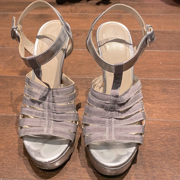 Hugo Boss silver platform sandal - Picture 2 of 3